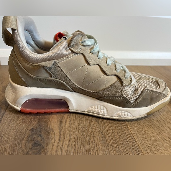 Nike Air Jordan Womens US SIZE 8 - Picture 3 of 5